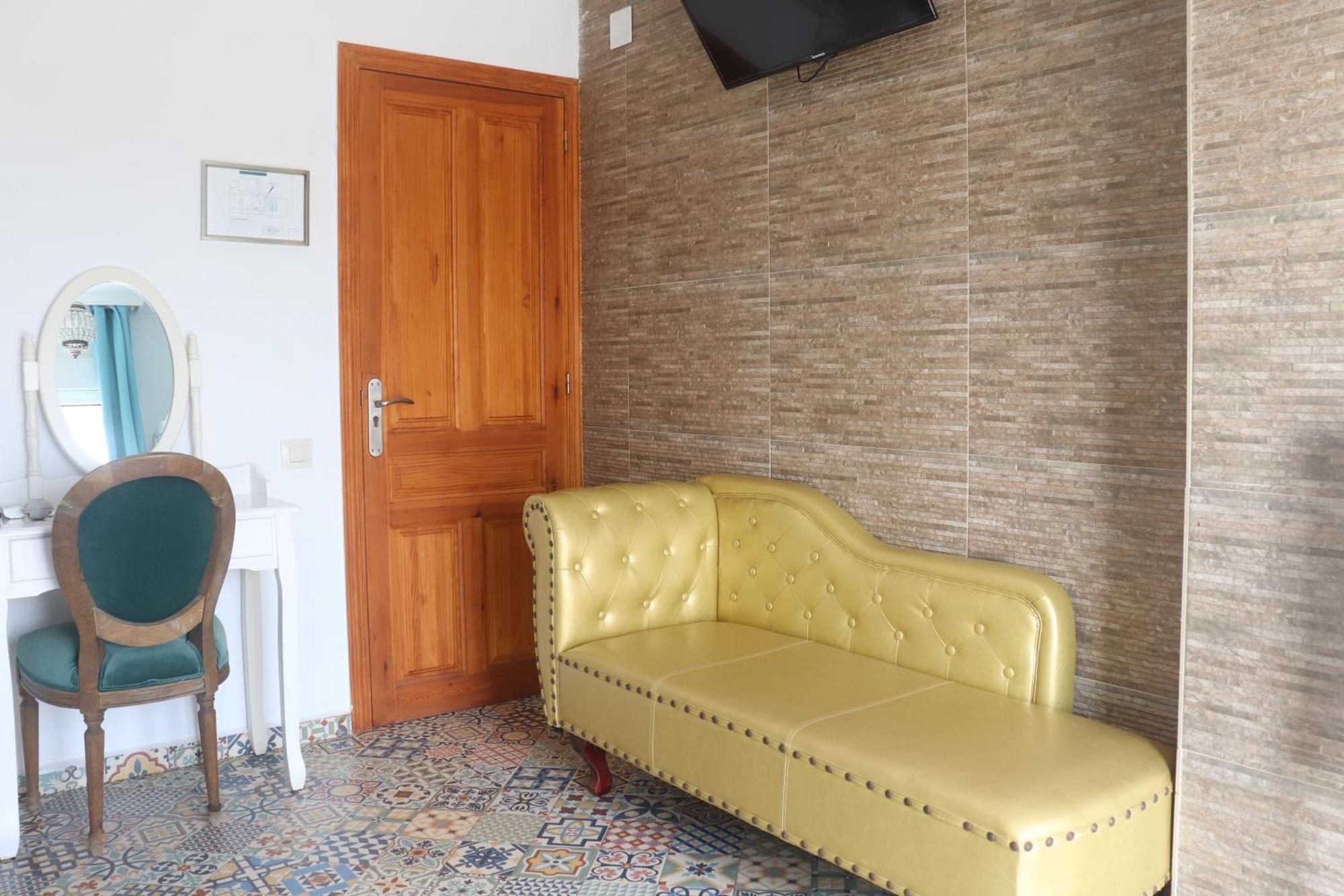 Hotel Casa Dia Y Noche Κάλπε Εξωτερικό φωτογραφία